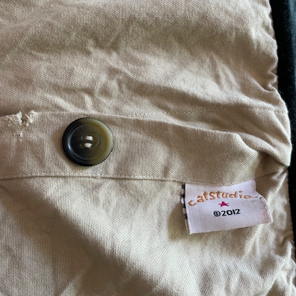 Catstudio Missouri hand embroidered pillow - Picture 2 of 3